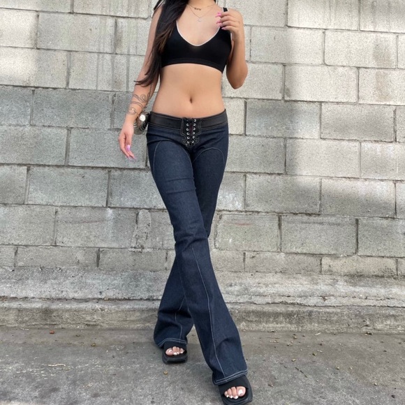 LOOKING FOR - Picture 11 of 13